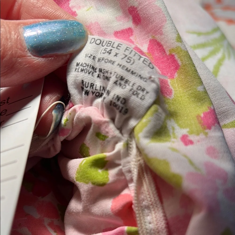 Vintage Floral Pink and‎ Green 3 piece full size sheet set percale 352